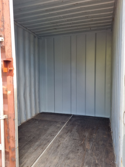 A 10 x 8ft High-Cube Container in Ex-Hire Fleet condition, located in Glasgow (Blochairn)
