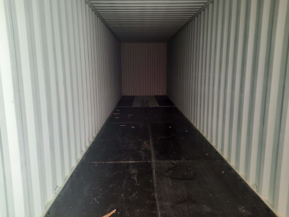 A 40 x 8ft High-Cube Container in Nearly-New (2024-Build) condition, located in Glasgow (Coatbridge)