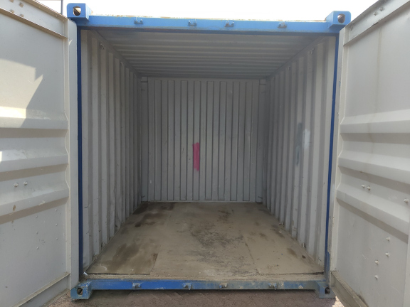 A 10 x 8ft Standard Container in Ex-Hire Fleet condition, located in Glasgow