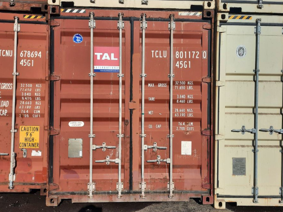 A 40 x 8ft High-Cube Container in Cargo Worthy condition, located in Glasgow (Coatbridge)