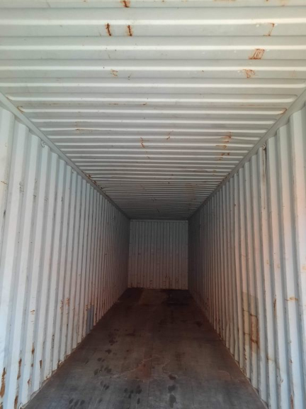 A 40 x 8ft High-Cube Container in Cargo Worthy condition, located in Glasgow (Coatbridge)
