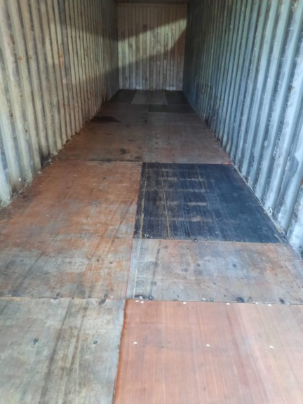 A 40 x 8ft High-Cube Container in Cargo Worthy condition, located in Glasgow (Coatbridge)