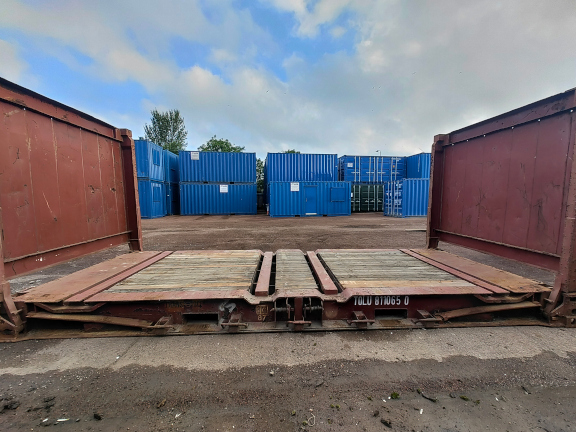 A 20 x 8ft Flat Rack Container in Cargo Worthy condition, located in Glasgow (Blochairn)