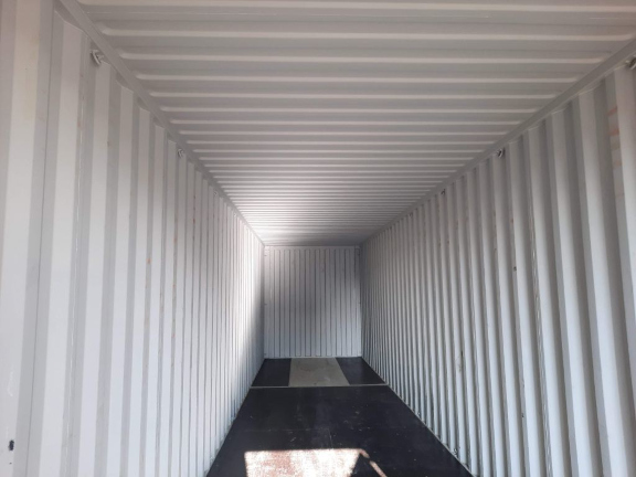 A 40 x 8ft High-Cube Container in Nearly-New (2024-Build) condition, located in Glasgow (Coatbridge)