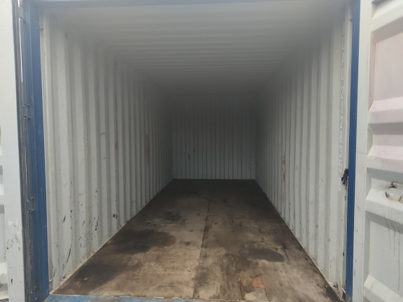 A 20 x 8ft Standard Container in Ex-Hire Fleet condition, located in Glasgow